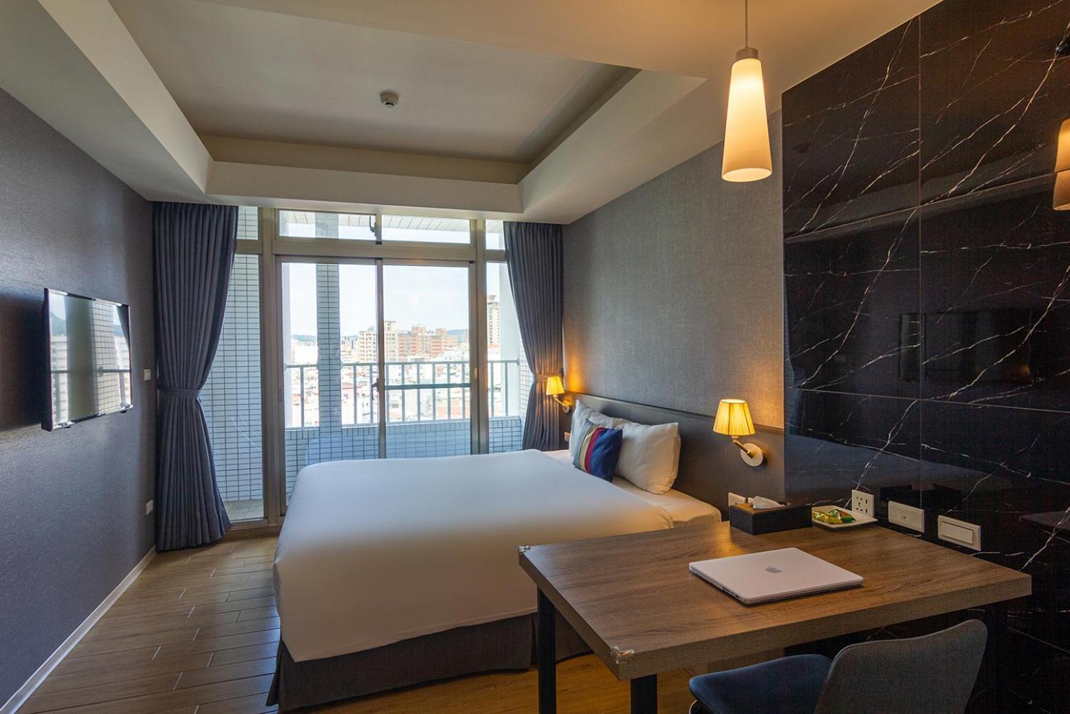 Check Inn New Taipei Luzhou Eksteriør bilde