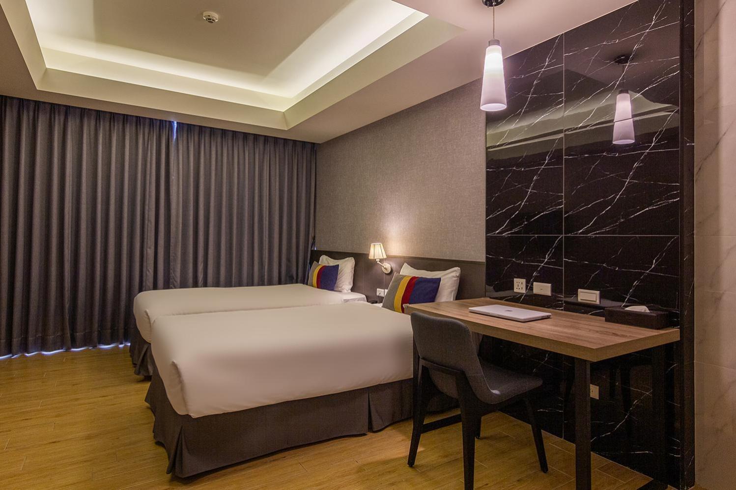 Check Inn New Taipei Luzhou Eksteriør bilde