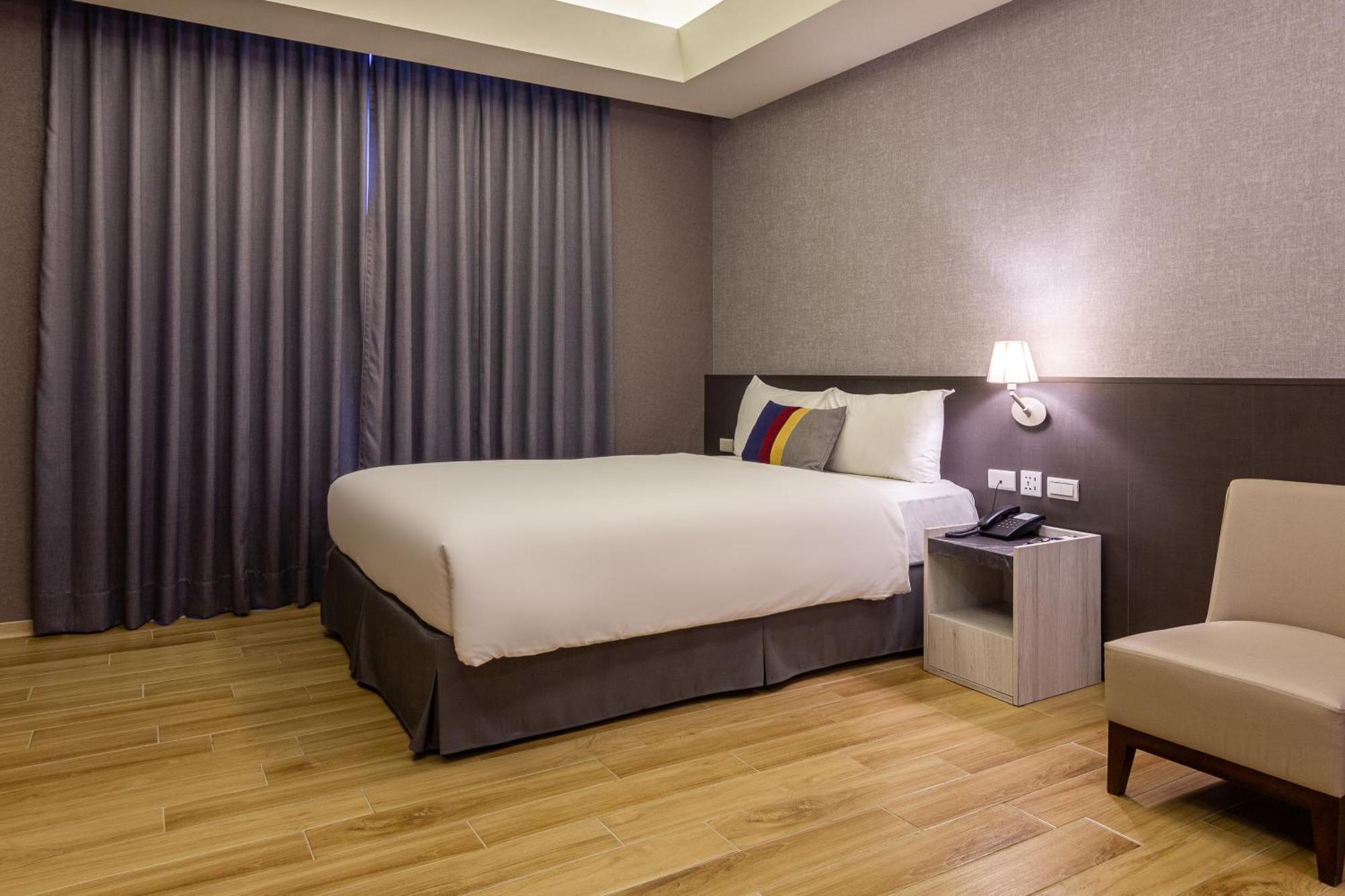 Check Inn New Taipei Luzhou Eksteriør bilde